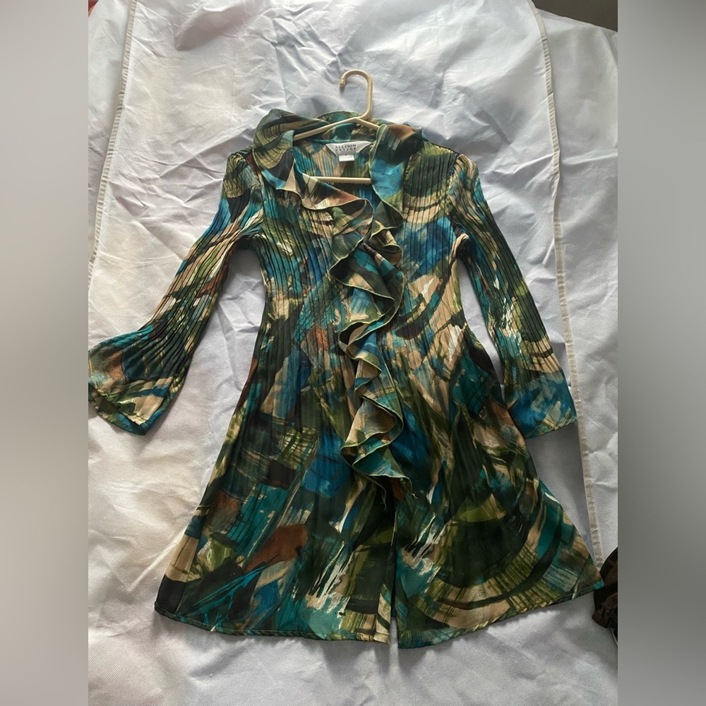 Small Allison Taylor sheer button down blouse.